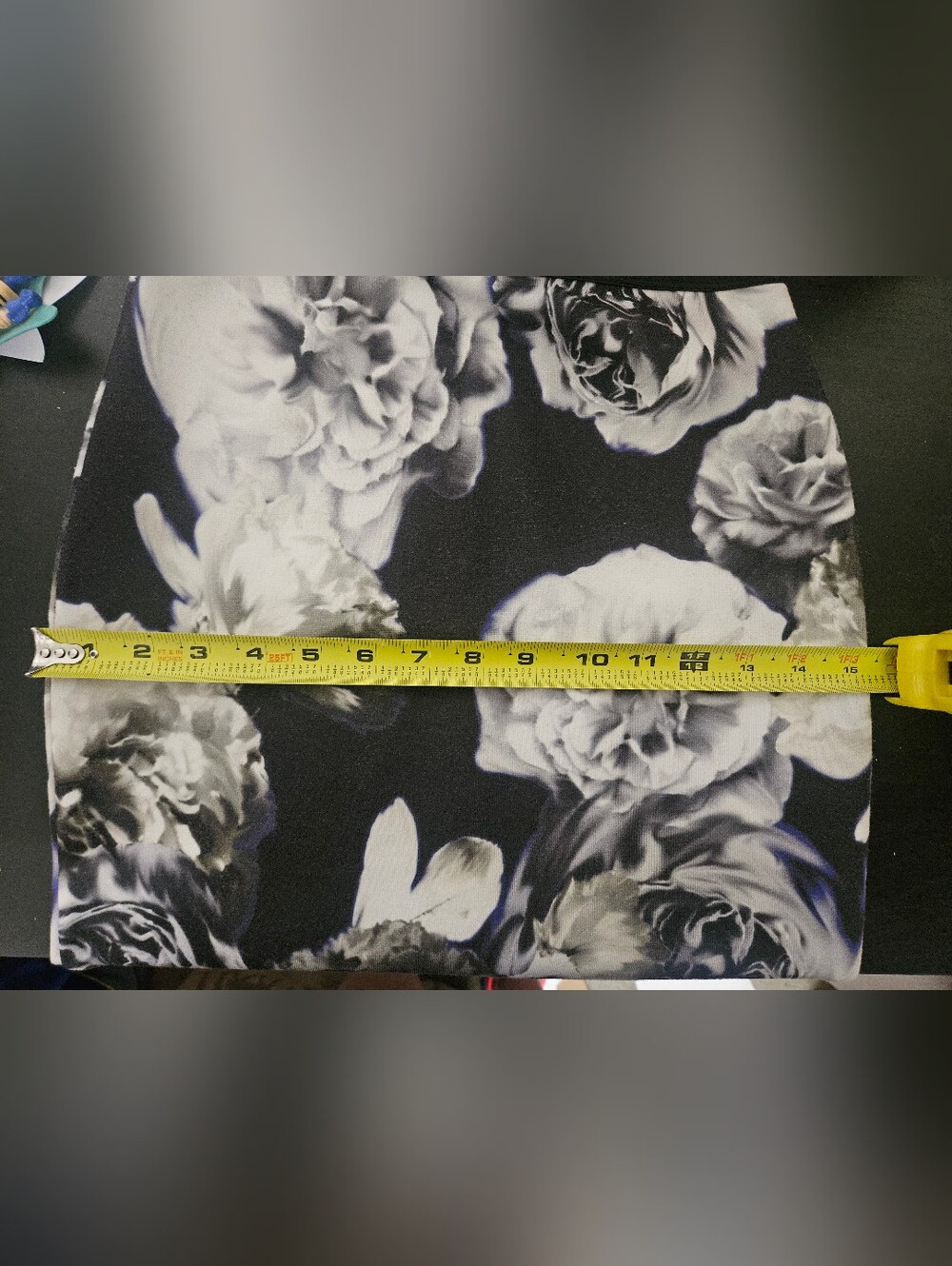Zara Floral skirt Sz Small - Picture 4 of 5
